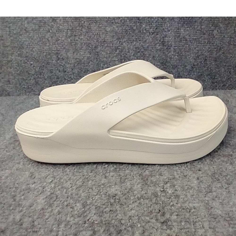 Crocs Brooklyn Platform Flip Flop Women Size 10 Bone White Sandals 209410
